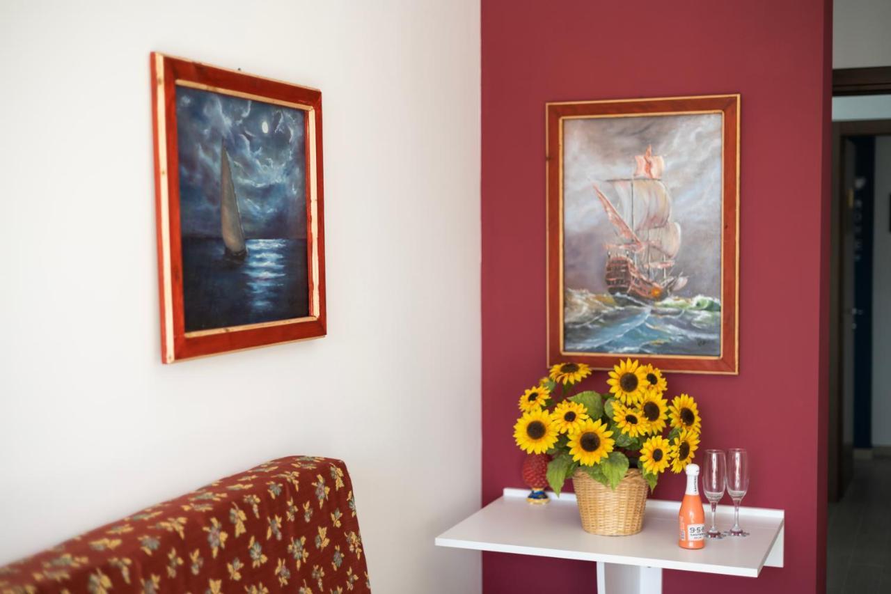 Palermonamour Art Gallery Suite ภายนอก รูปภาพ